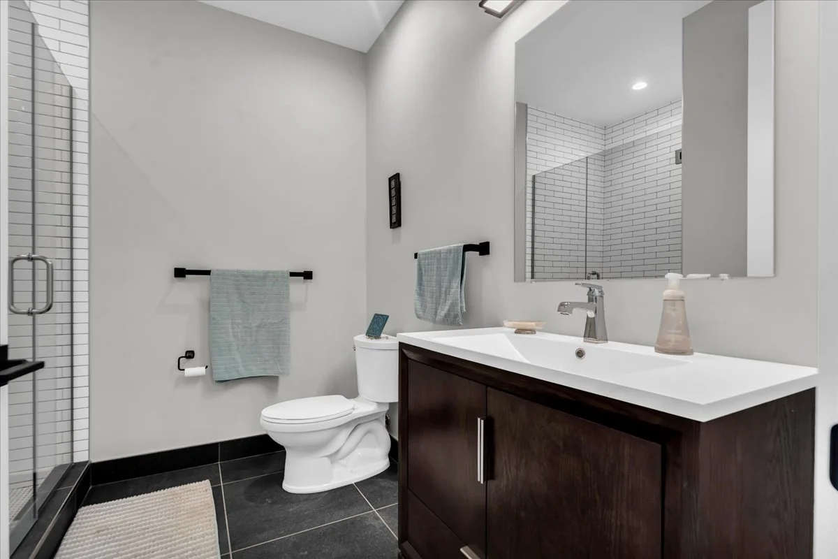 33-820 W Baltimore St_32.jpg