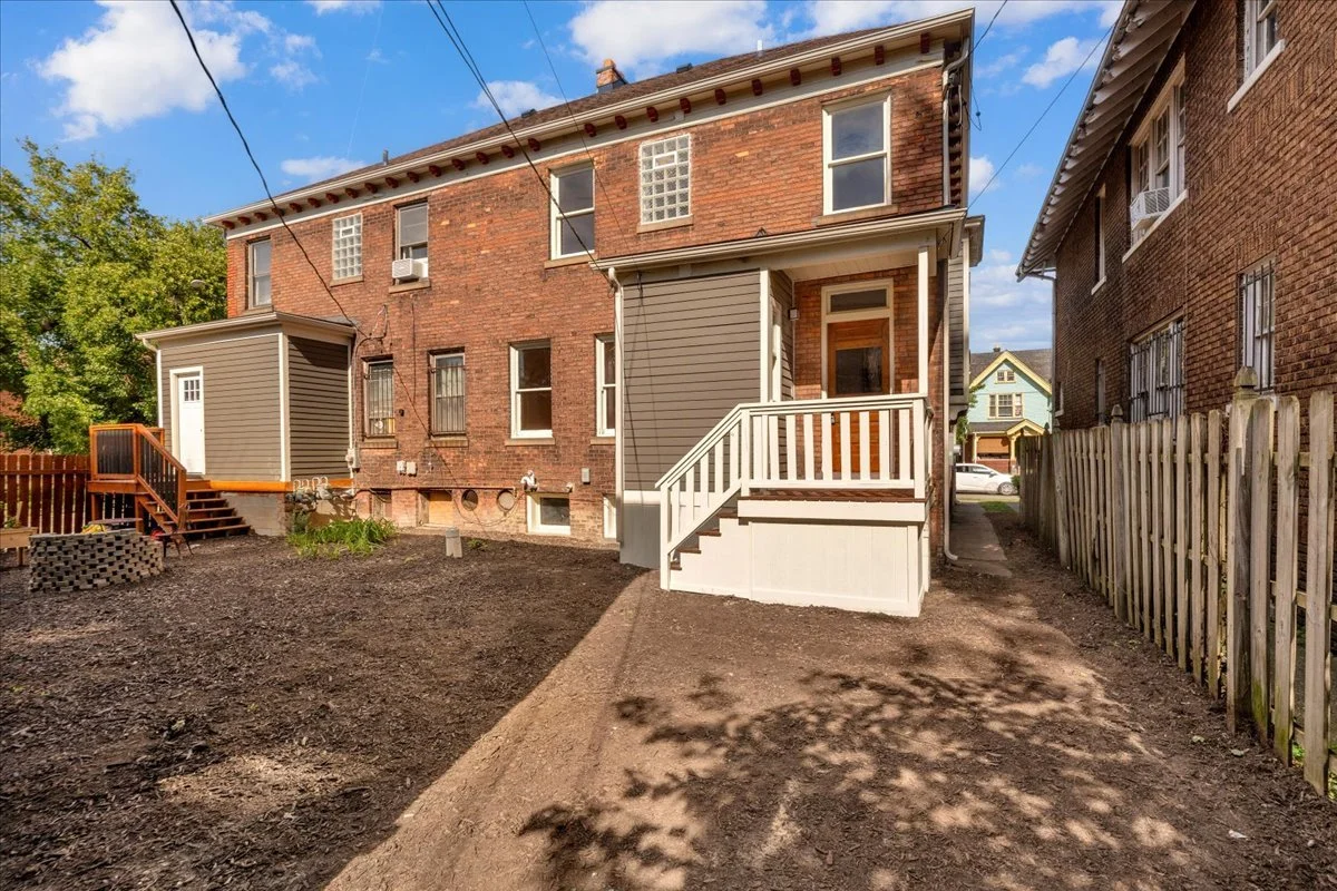 39-751 Van Dyke St-39.jpg