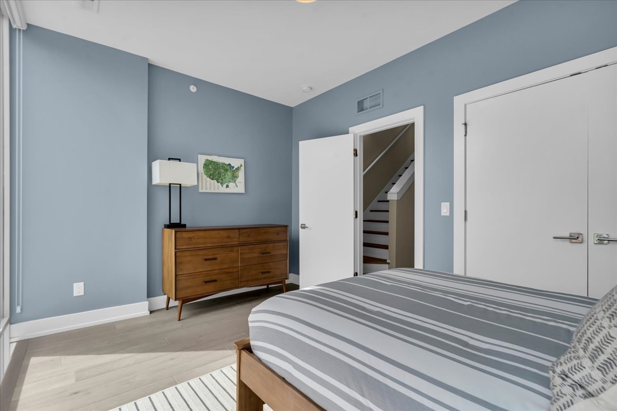 28-213 Alfred St-28.jpg