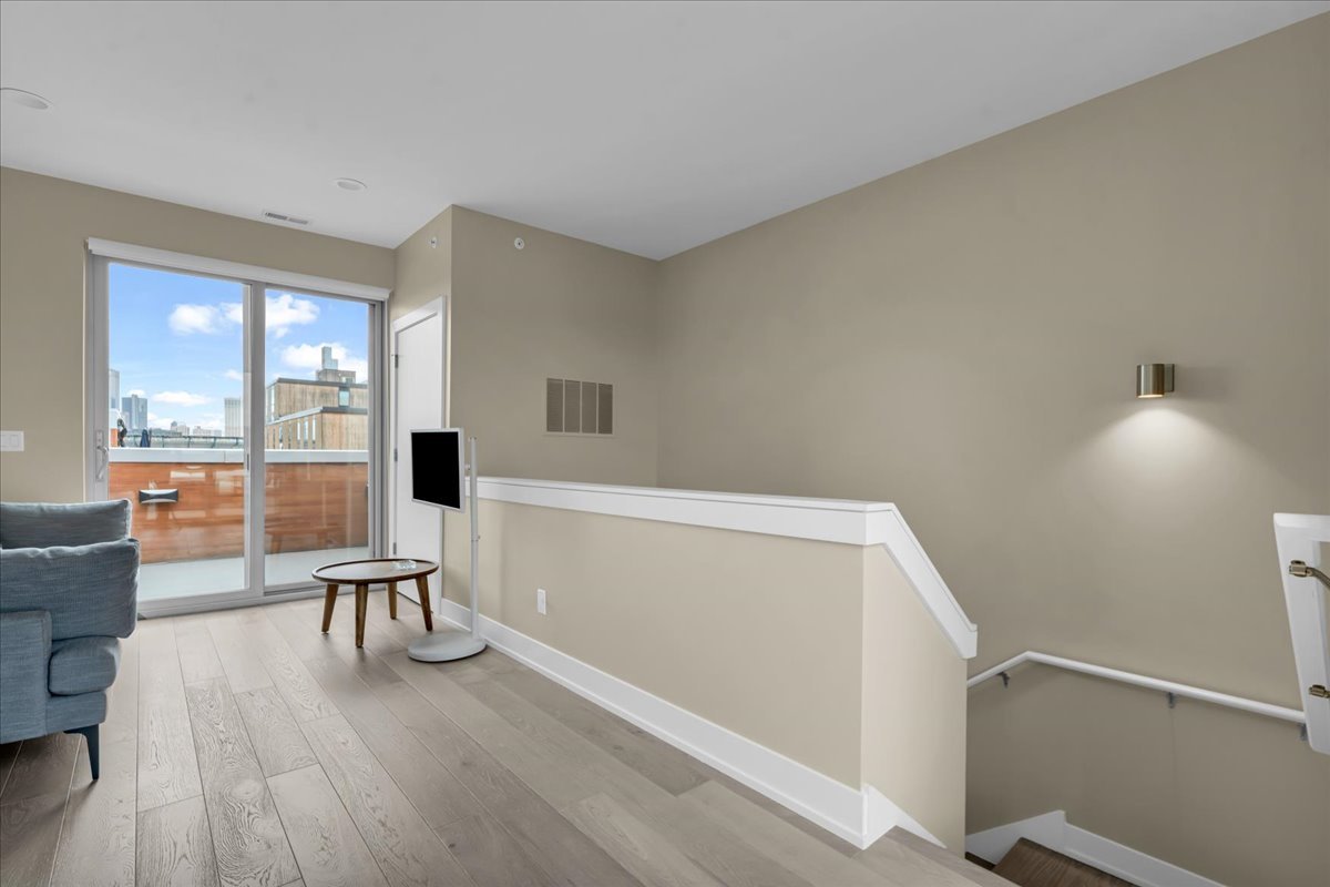 31-213 Alfred St-31.jpg