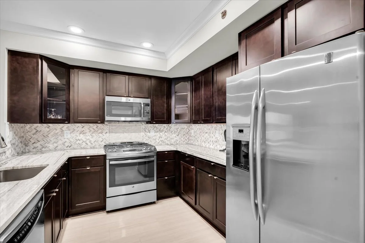 11-1135 Shelby St 2404-11.jpg