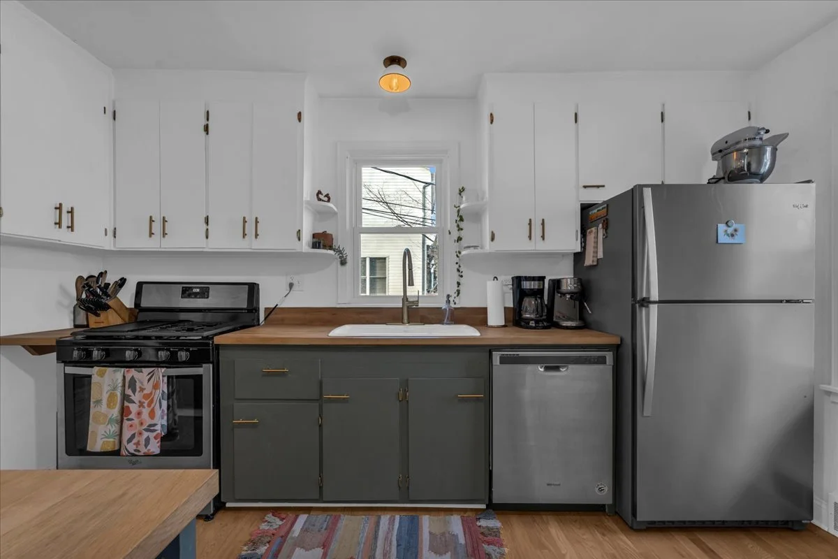 15-243 Marlin Ave-15.jpg