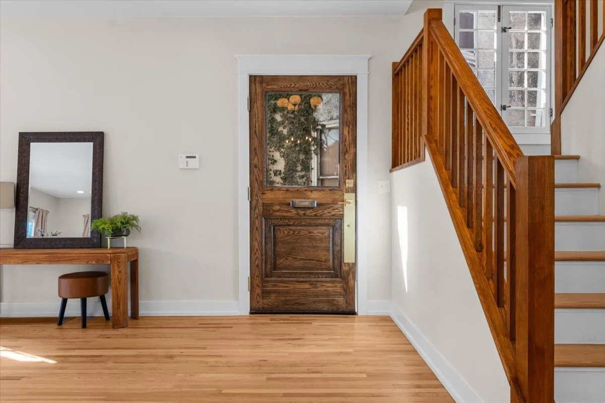 04-7873 Van Dyke Place-4.jpg