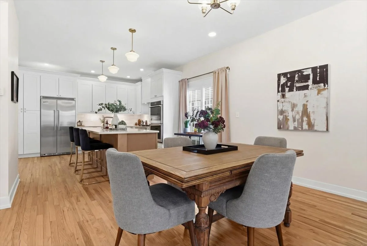 16-7873 Van Dyke Place-16.jpg