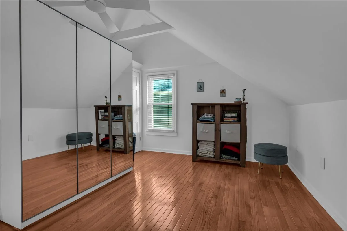 24-243 Marlin Ave-24.jpg