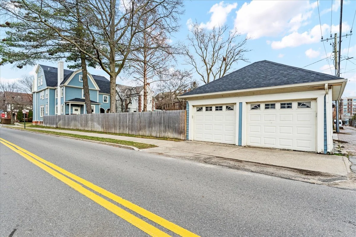 51-791 Seminole St-51.jpg