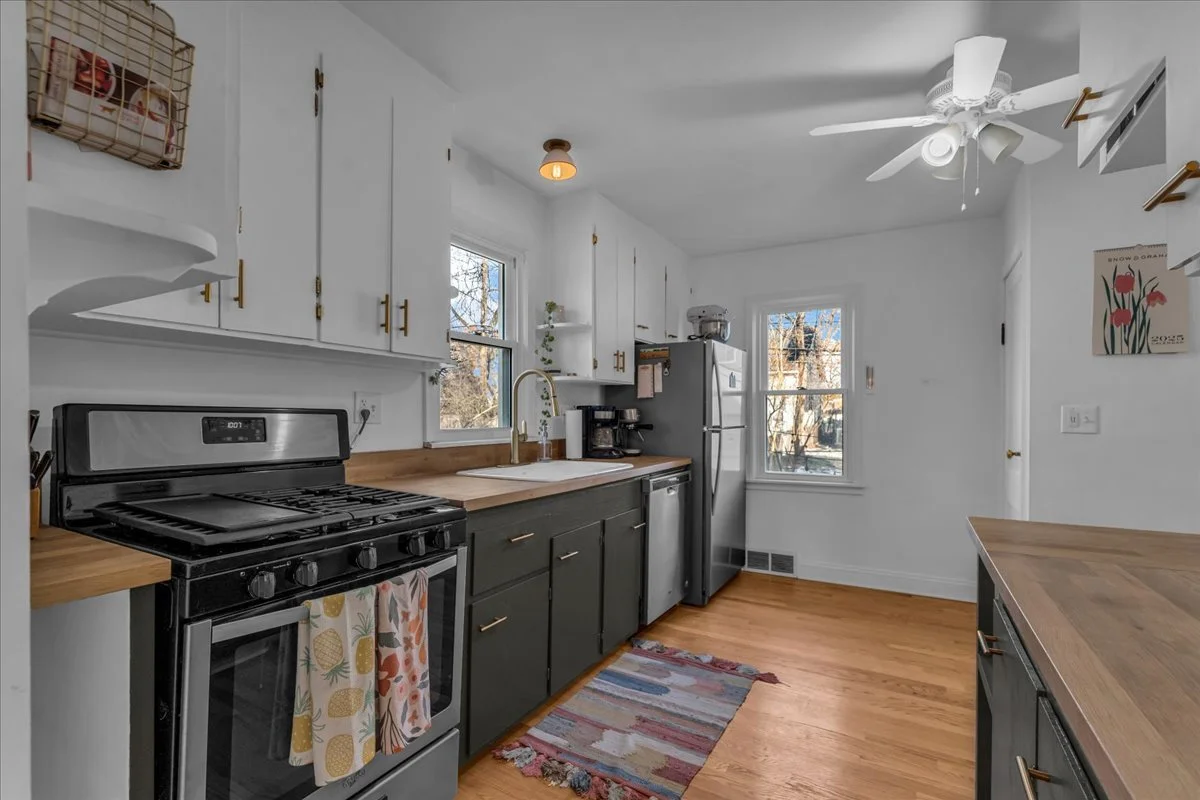 14-243 Marlin Ave-14.jpg