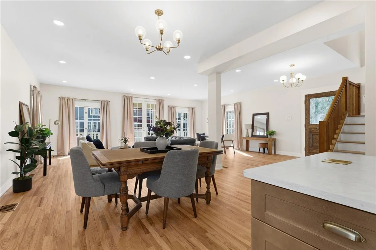 22-7873 Van Dyke Place-22.jpg