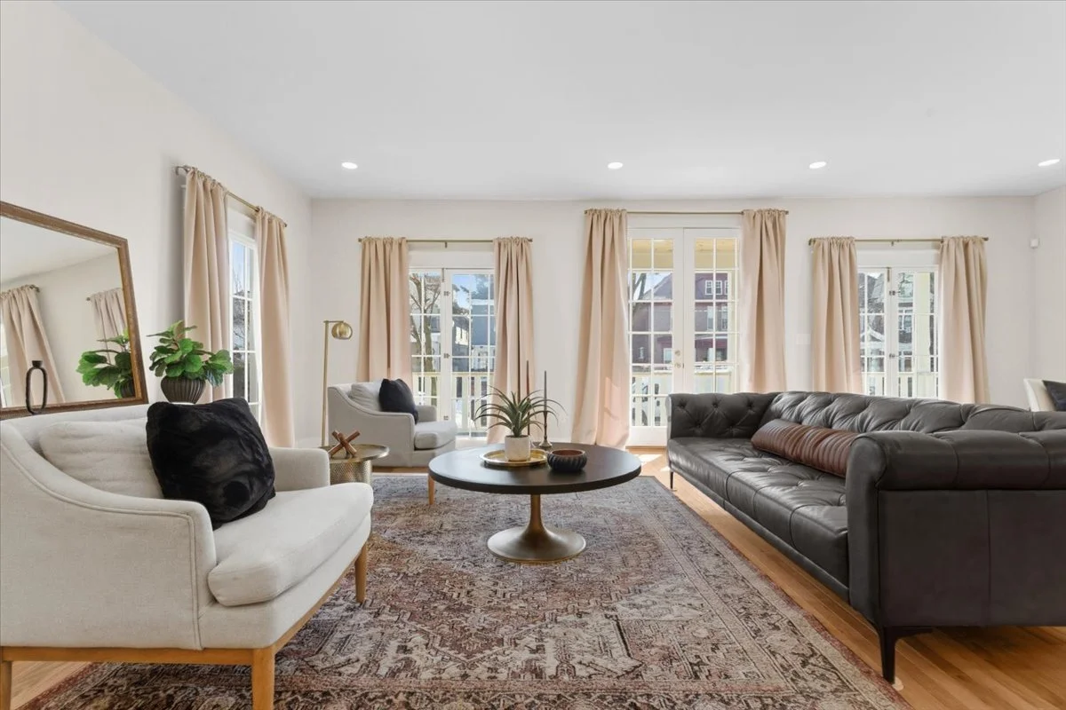 07-7873 Van Dyke Place-7.jpg