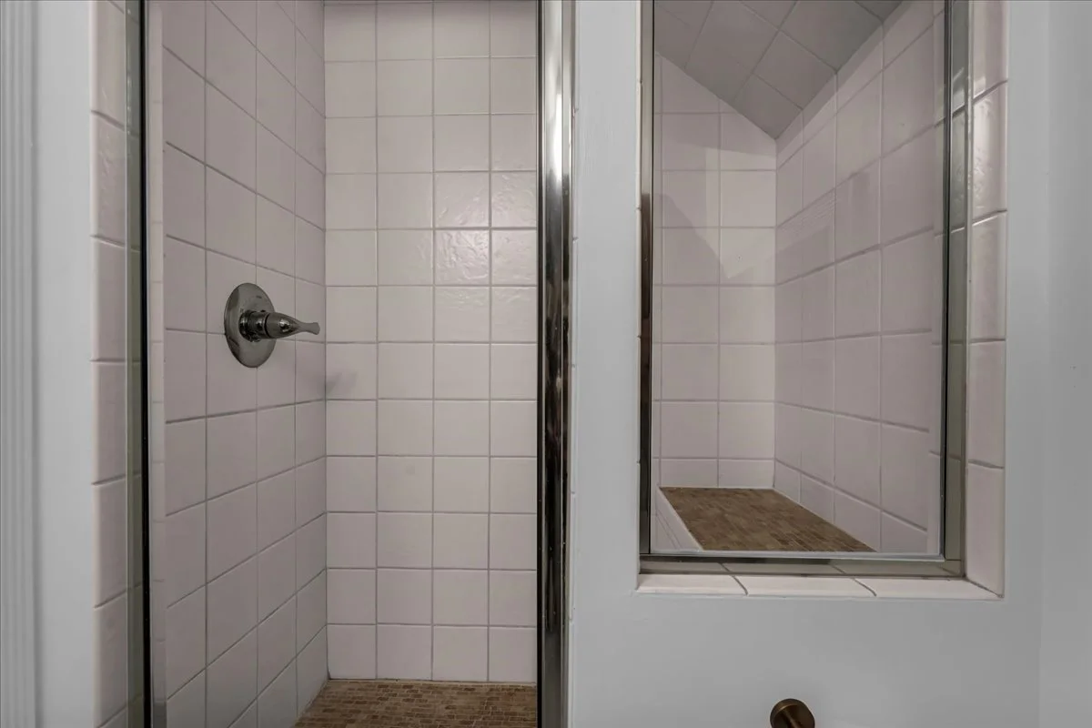 29-243 Marlin Ave-28.jpg