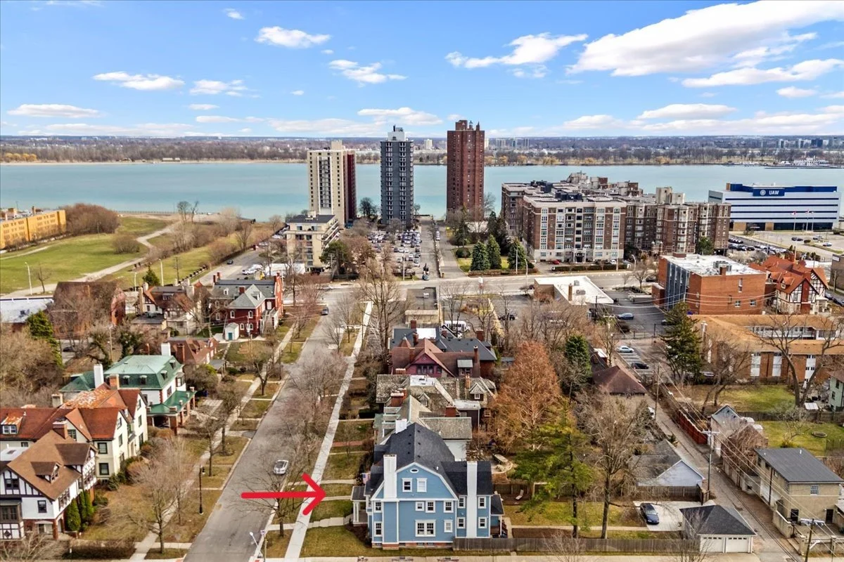 54-791 Seminole St-54.jpg