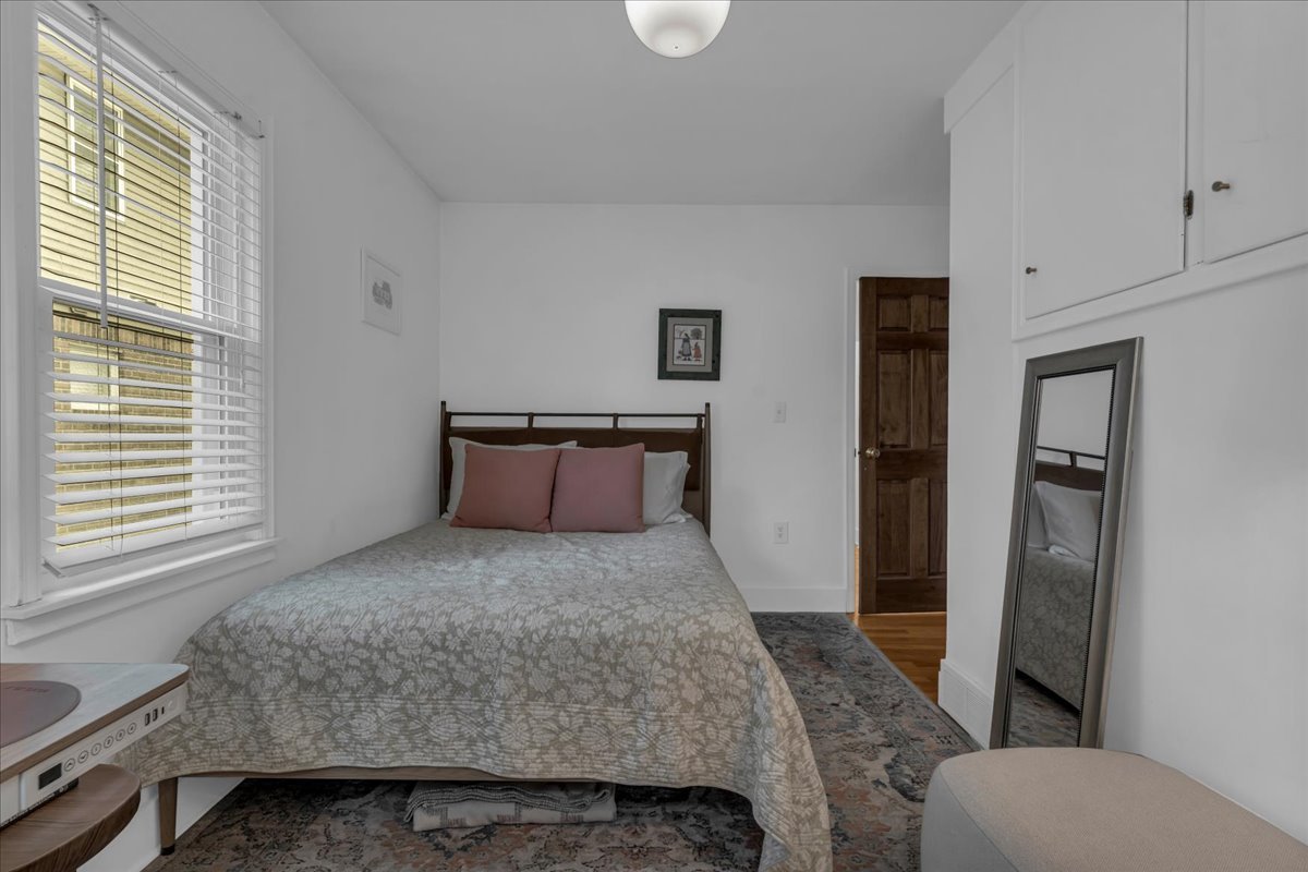 33-243 Marlin Ave-33.jpg