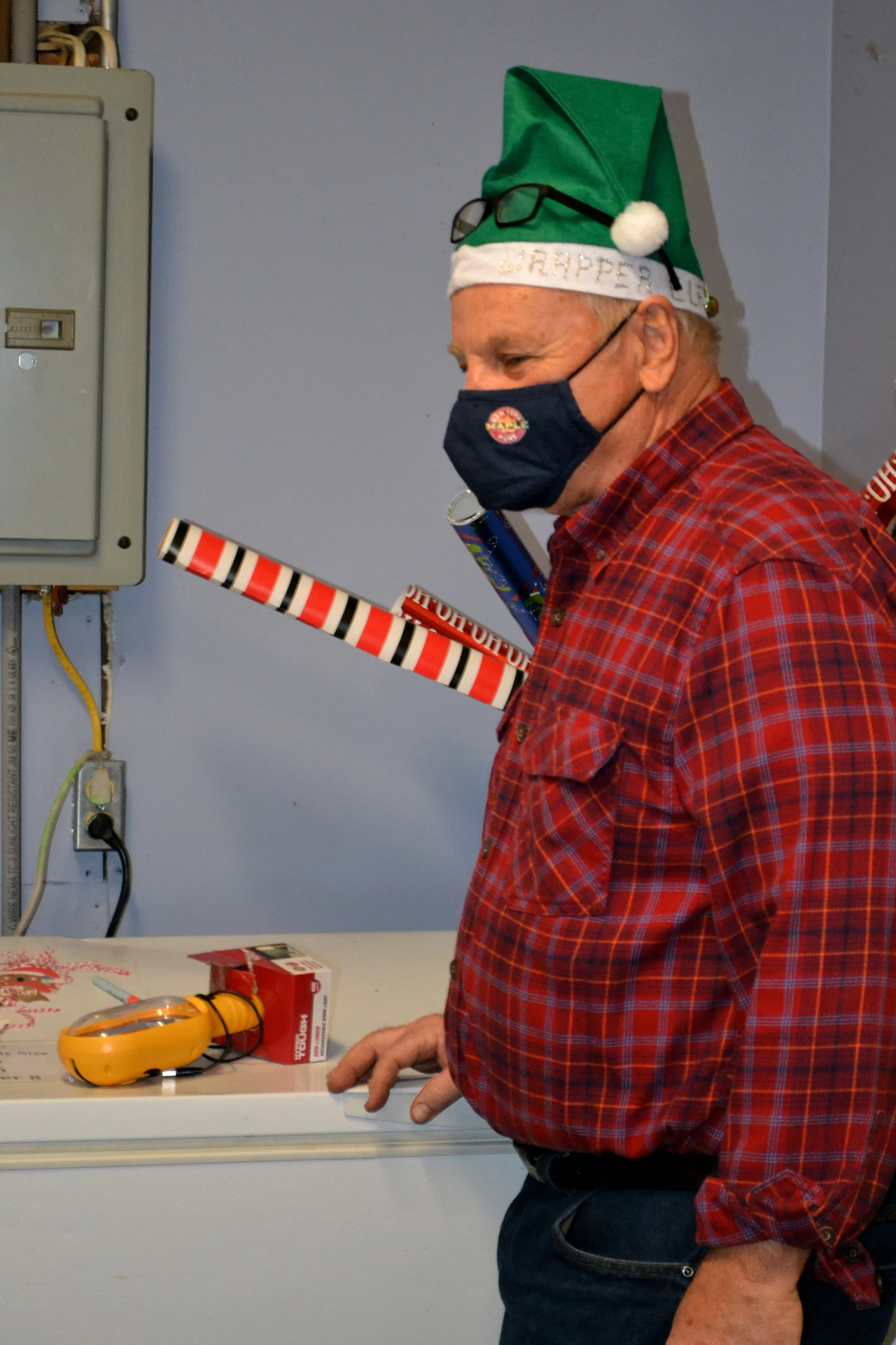 A great "wrapper elf".