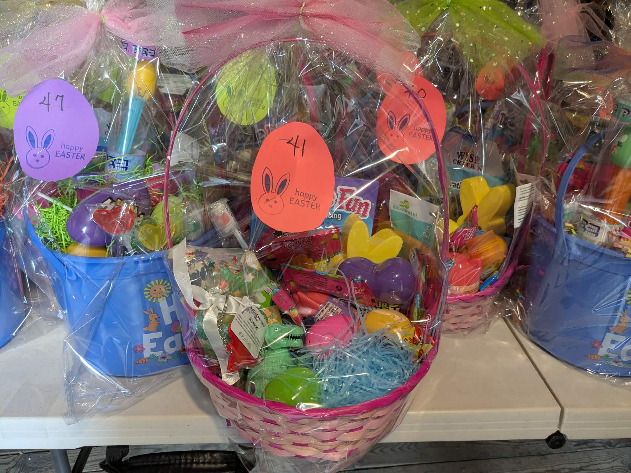 Match the numbers to find your Easter Basket.