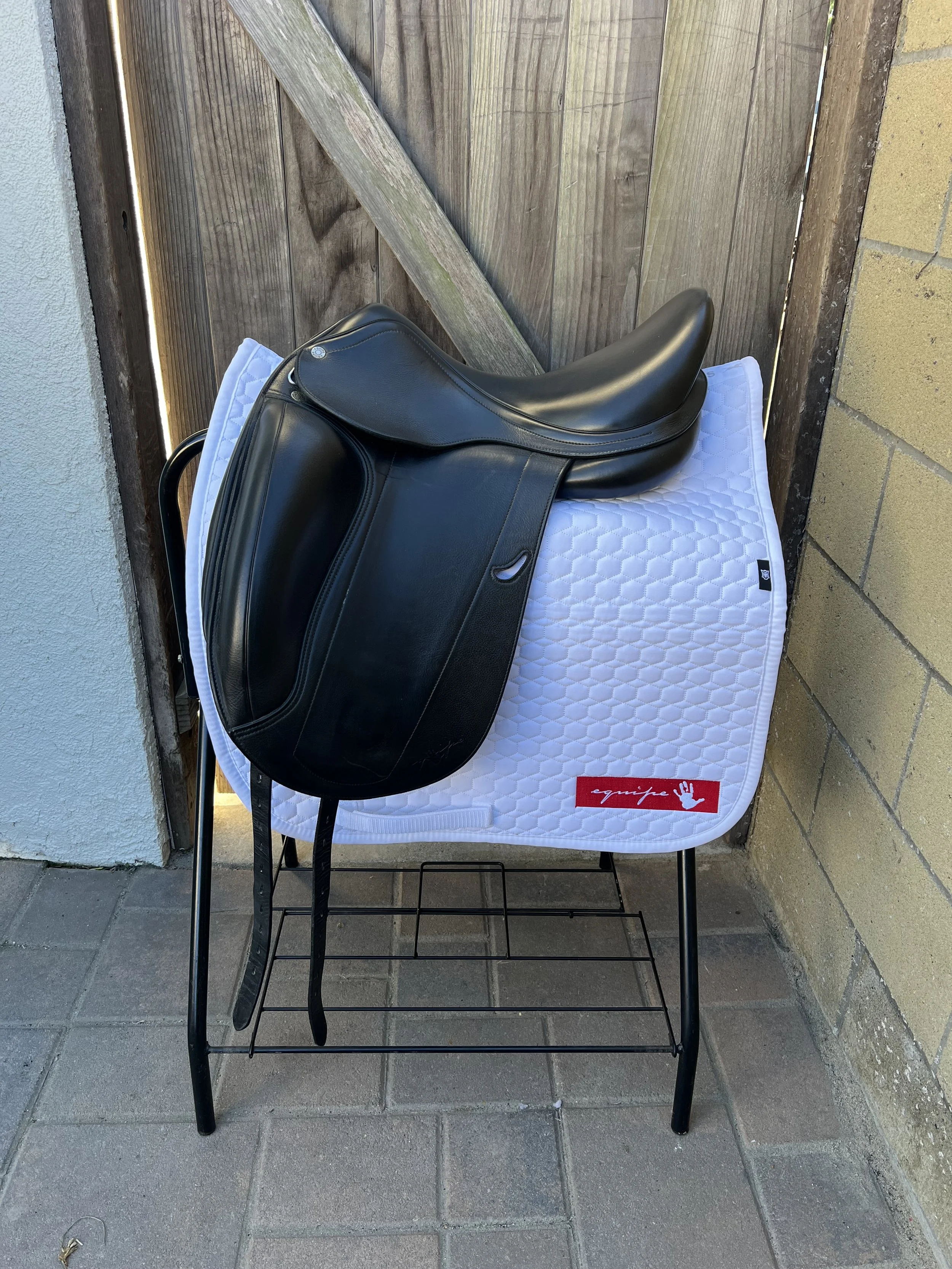 EQUIPE EMPORIO 16N M +1. Model year 2017. Very good condition $1,500

