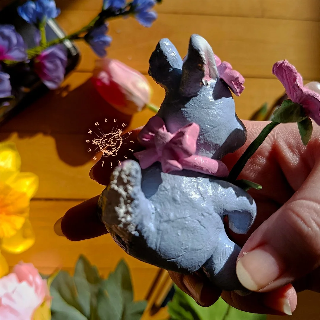 bunnysculpturepink3.jpg