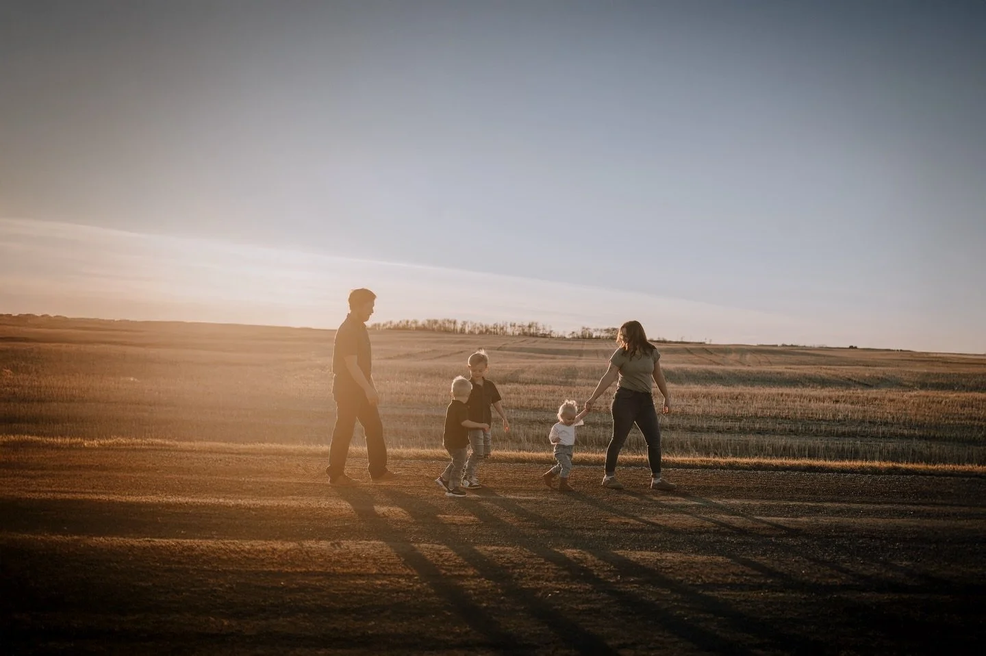 Family photos that capture you exactly as you are. The love and the chaos all in one