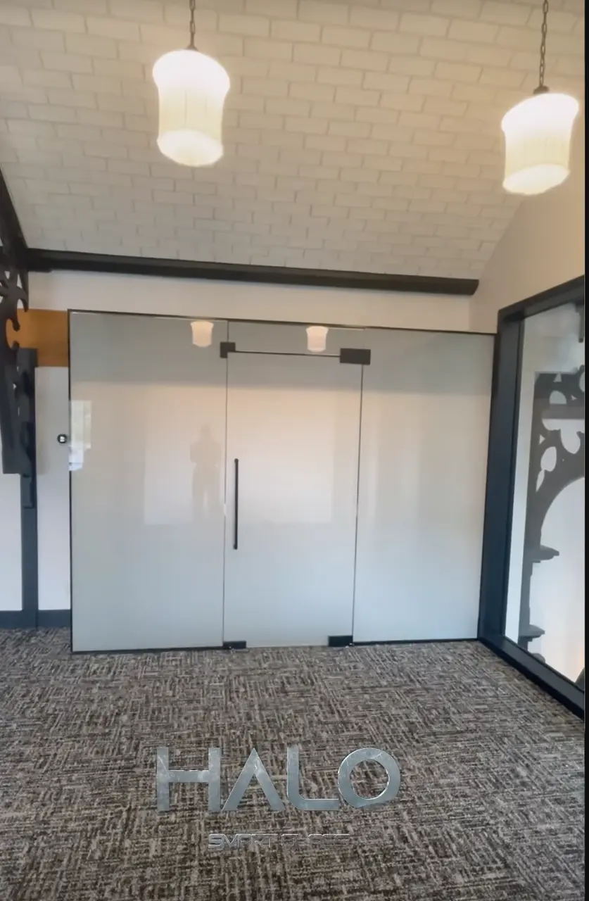 How Halo Interactive Glass is Revolutionizing Privacy in Office Spaces ...