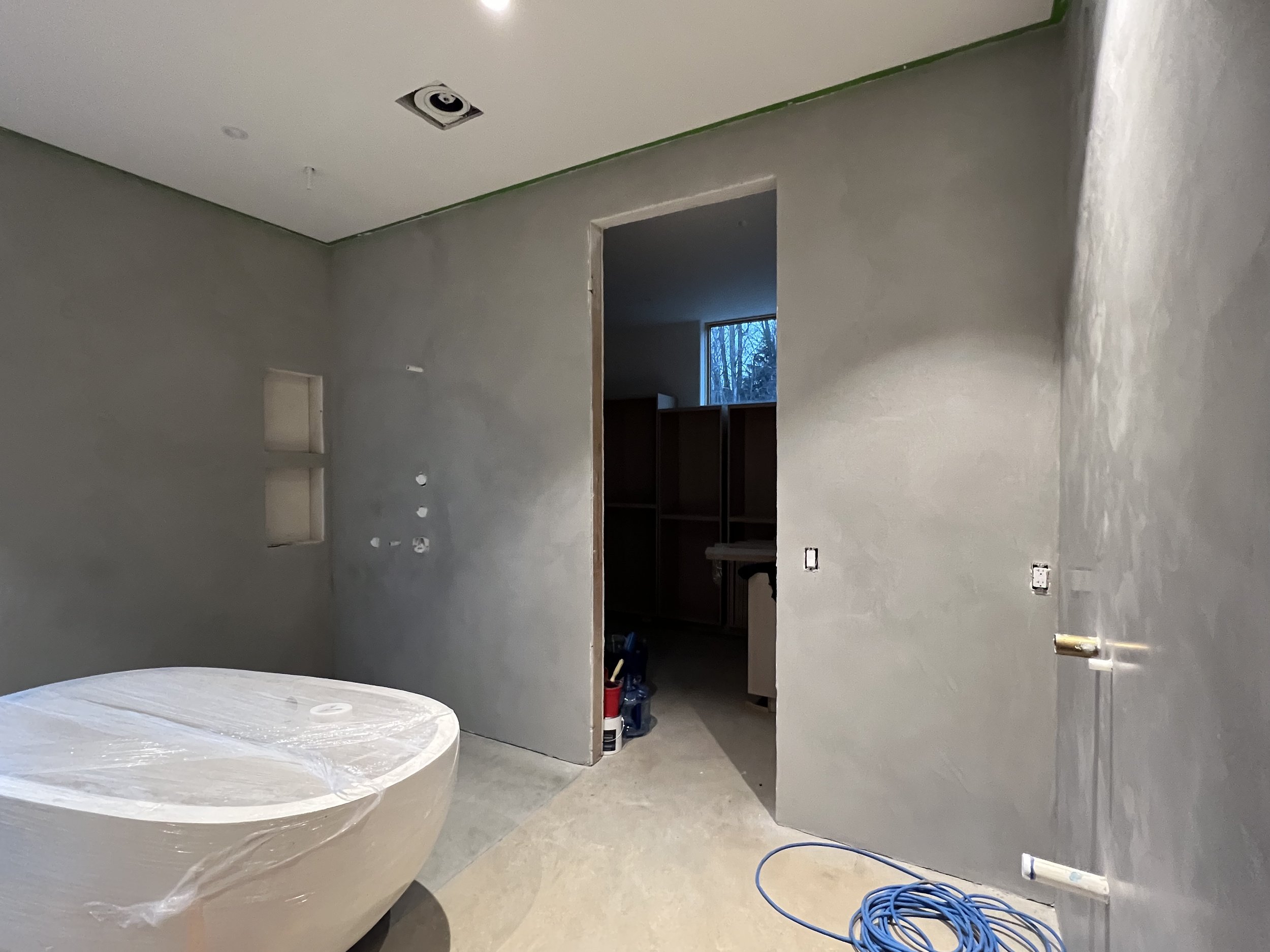 Tadelakt Master Bathroom+Shower (Sandpoint, ID)