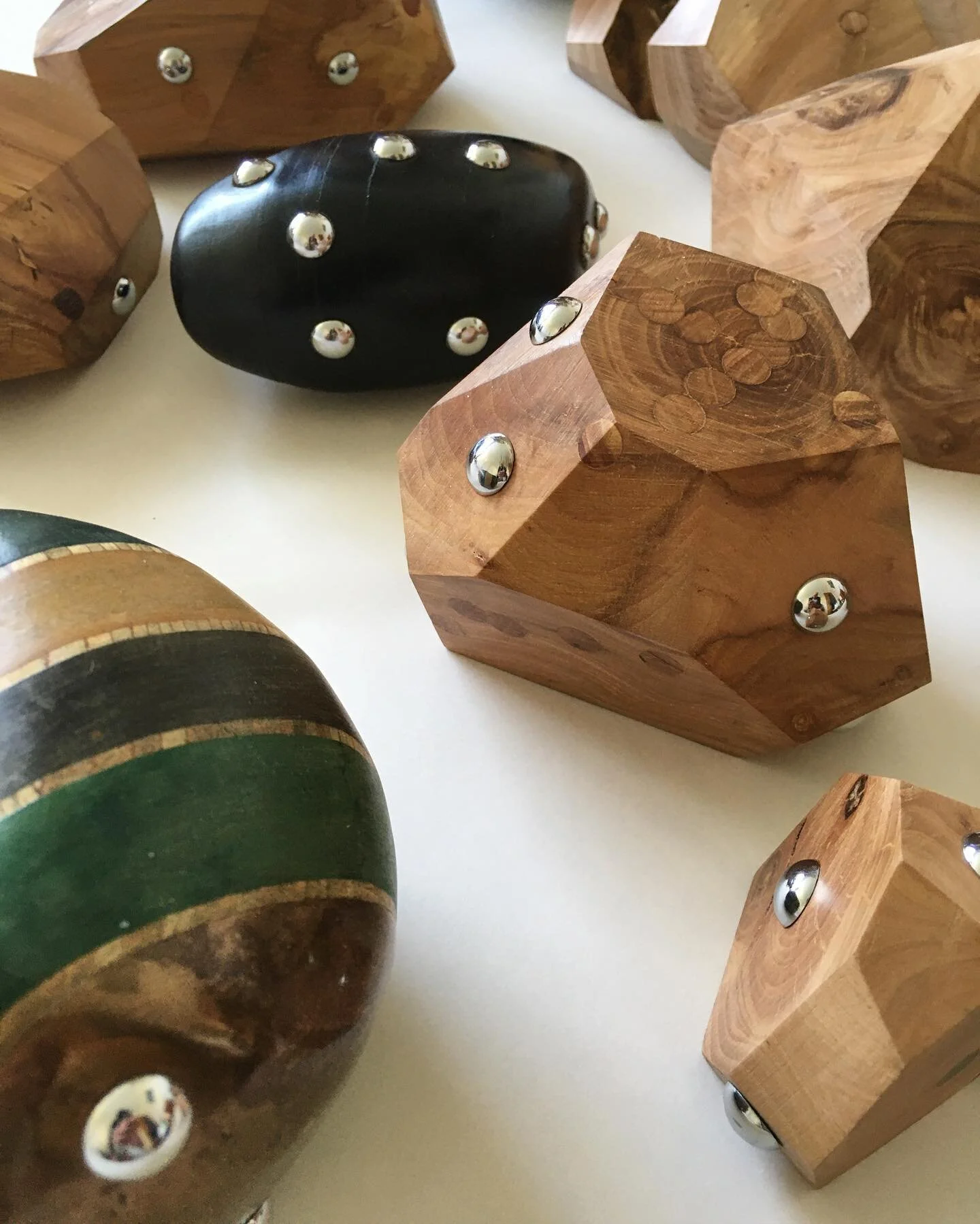 #art#sculpture#generousculture #artistsoninstagram #artist#artistsupportpledge #artistsupport#buyartfromartists#artobject#artforsale#stevewhiteartanddesign