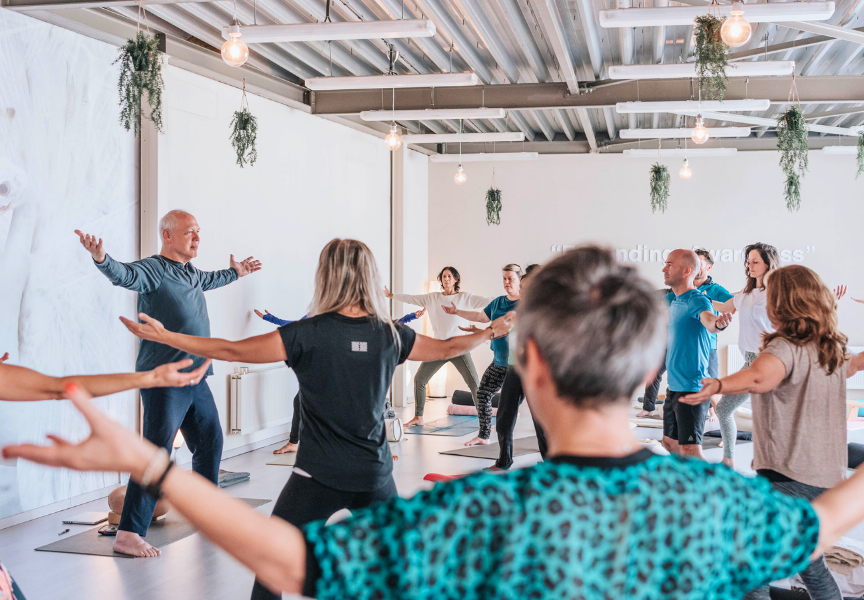 The Secret of Using Movement & Postures with Max Strom