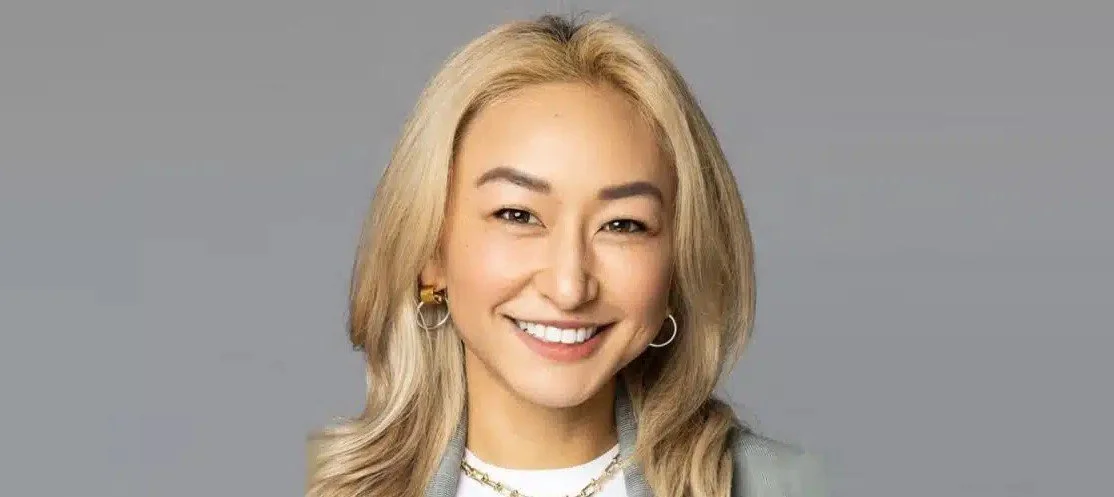 Sarah Guo discussing leadership, decision-making speed, adaptability, and company growth.