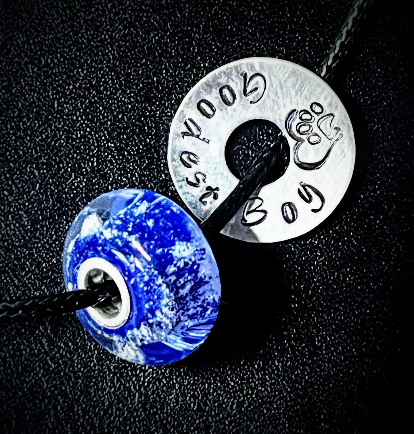 Remembering Leonidas&hellip; 🐾 ❤️ 
.
.
.
.
.
.
#pets #memorial #forever #love #glass #jewelry #beads #glassbeads #memorialbead #glasswork #art #glassart #handcrafted #pandora #sterlingsilver #dogs #PetMemorials #AshGlassBeads #ForeverInGlass #PetKee