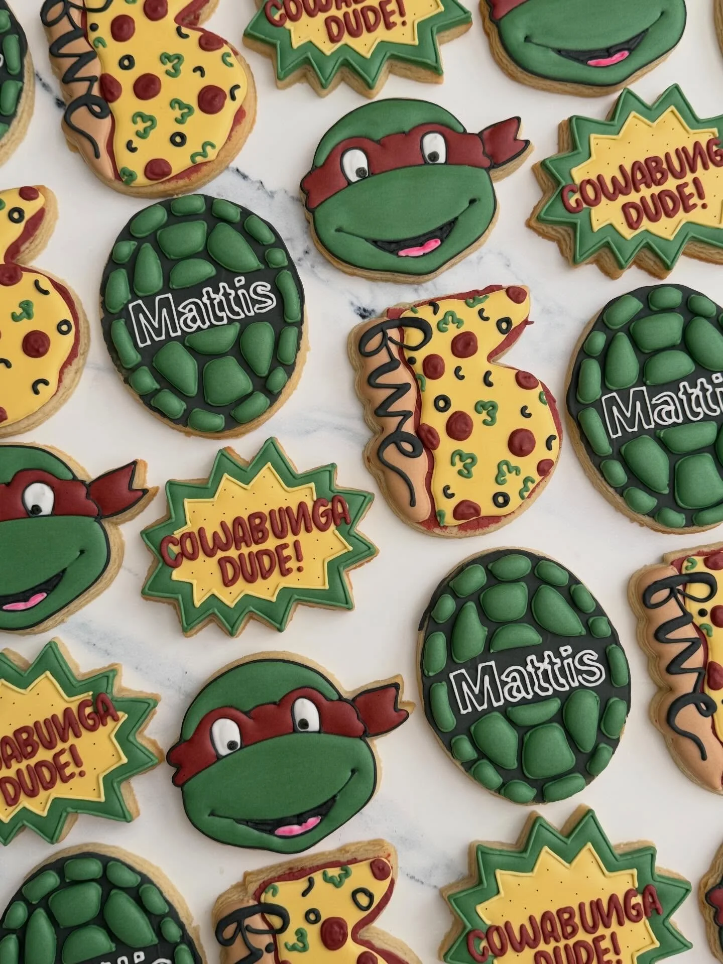 COWABUNGA DUDE! 

#tatestreats #birthdaycookies #ninjaturtlesparty #orangecountycookies #southocmoms