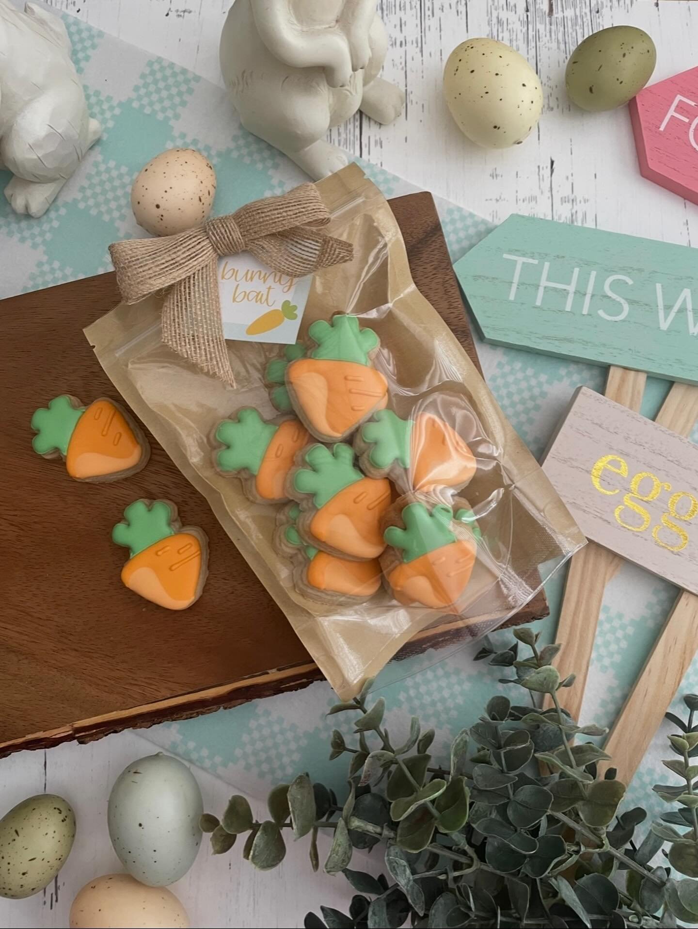 Easter treats are coming! I&rsquo;ll be working on samples this week and sale will be this Sunday 03/15! How cute are these bunny baits i made a few years ago?

#tatestreats #eastercookies #orangecountycookies #southocmoms