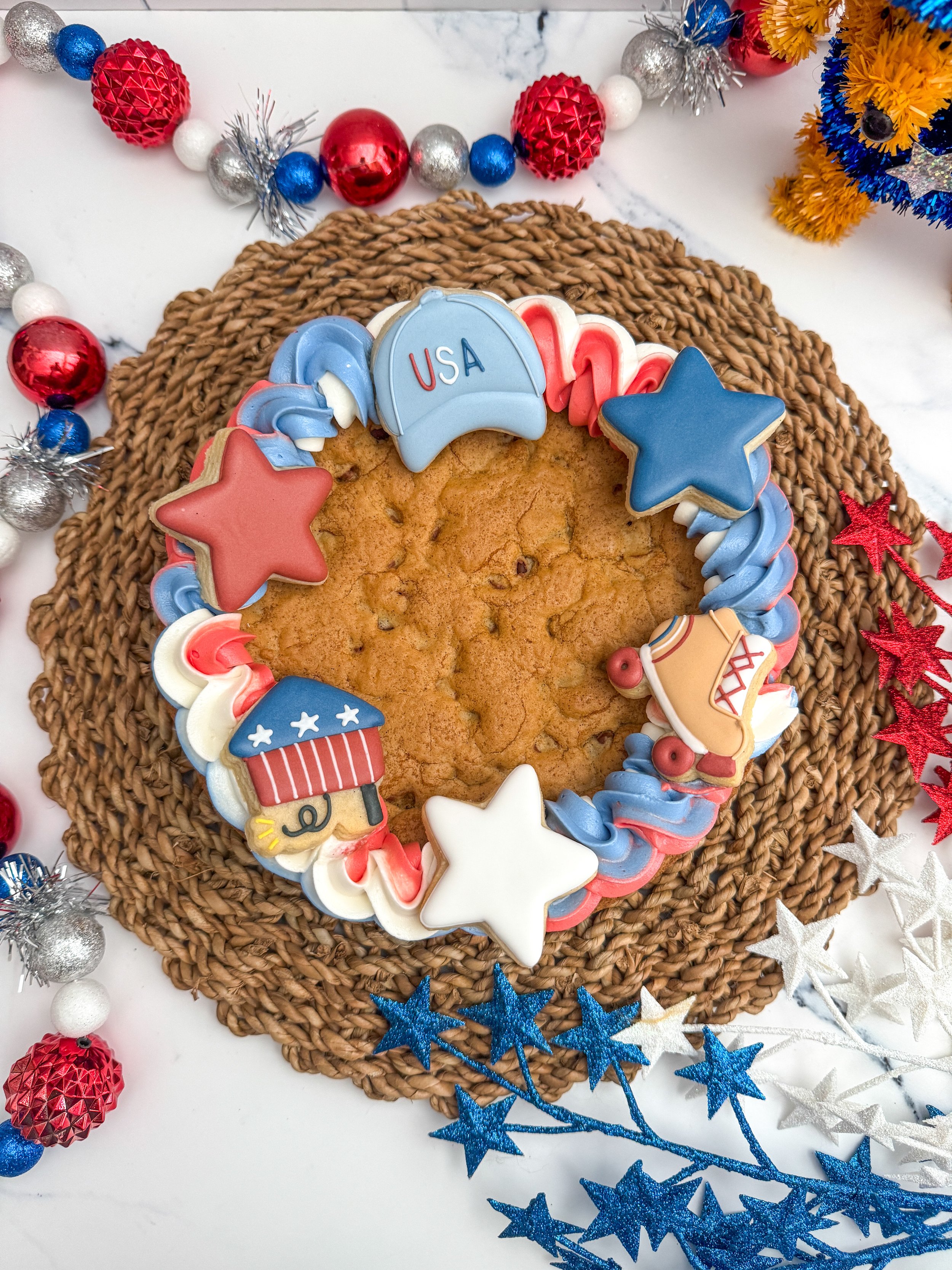 Cookie cake chocolate chip cookie American buttercream mini cookies