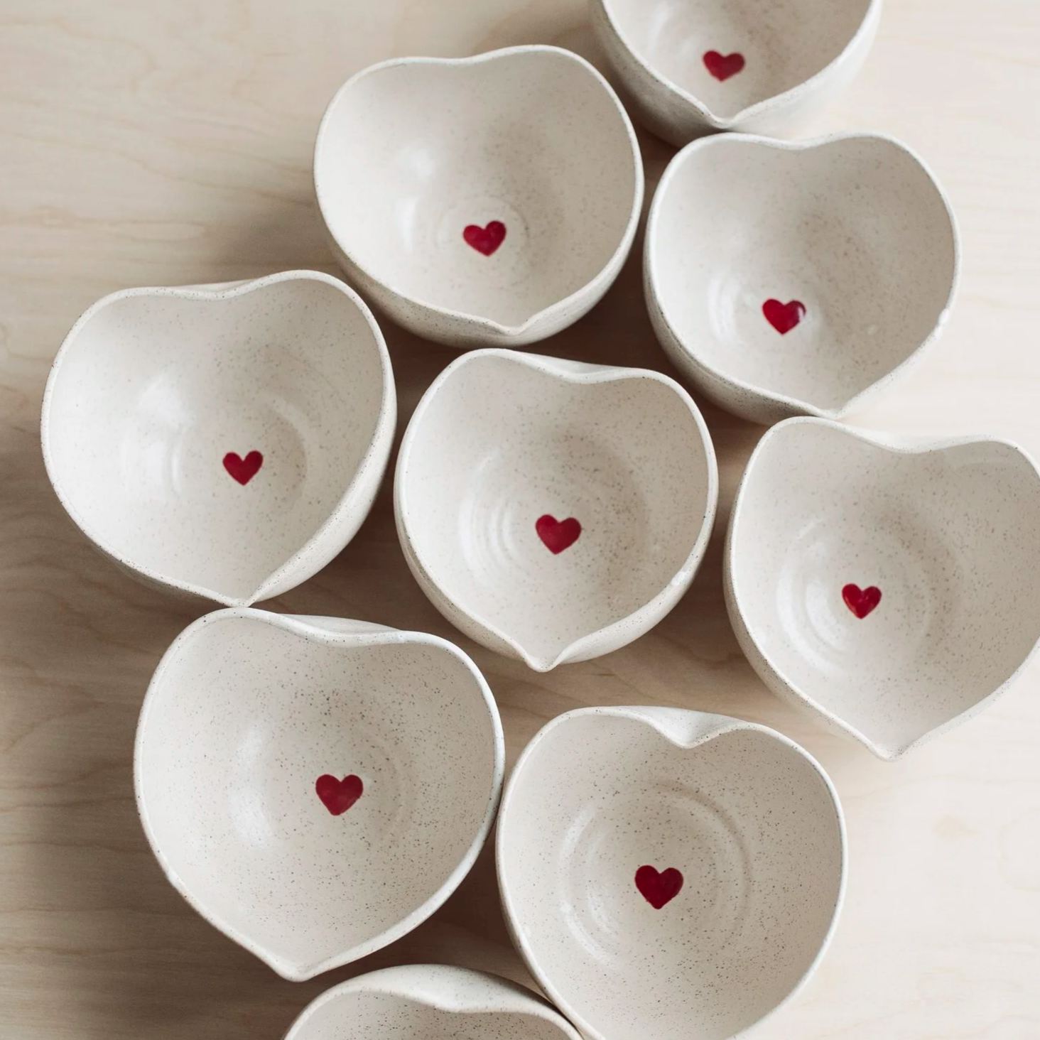 deMo.+heart+bowls_260203_2422.png