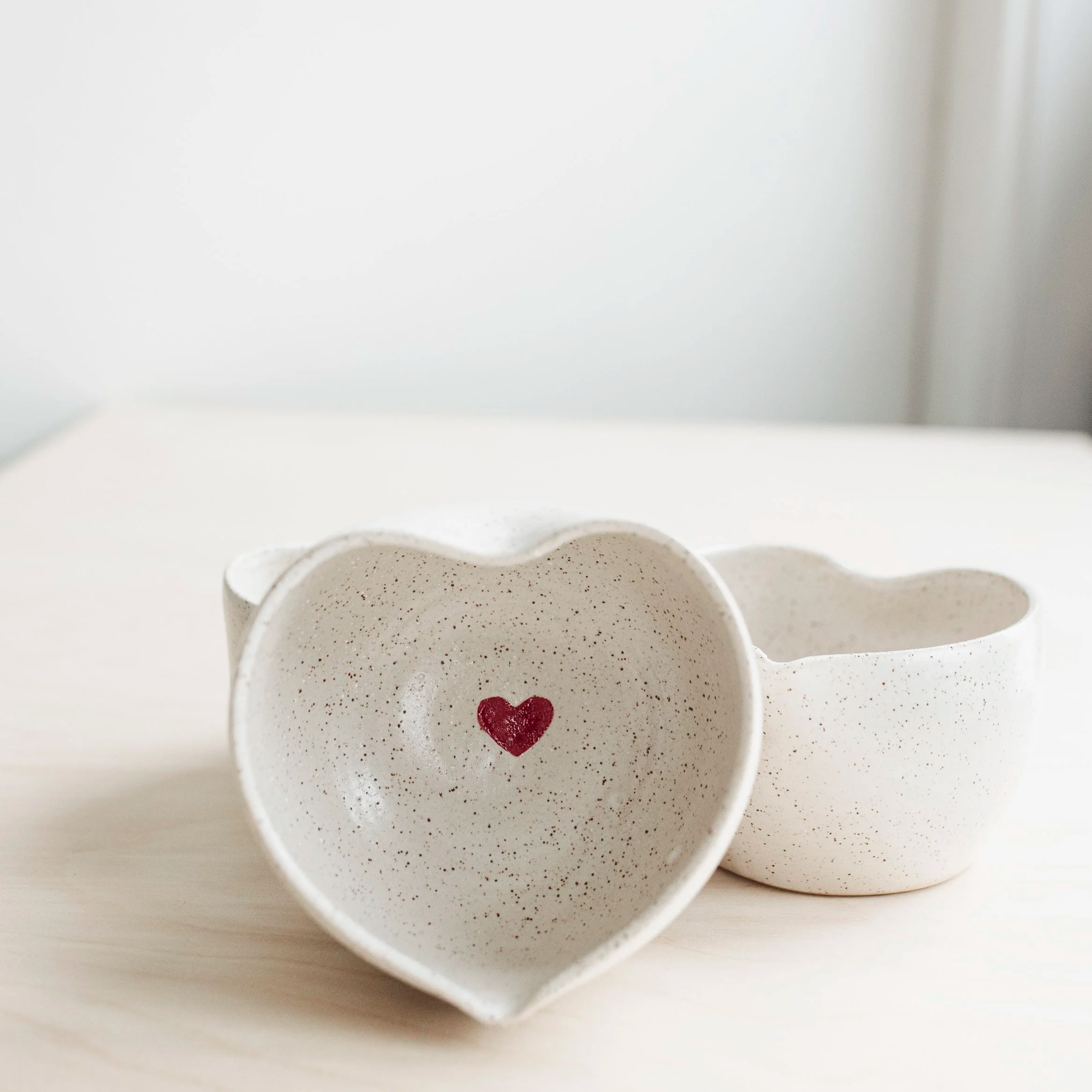 deMo.+heart+bowls_260203_2438.png