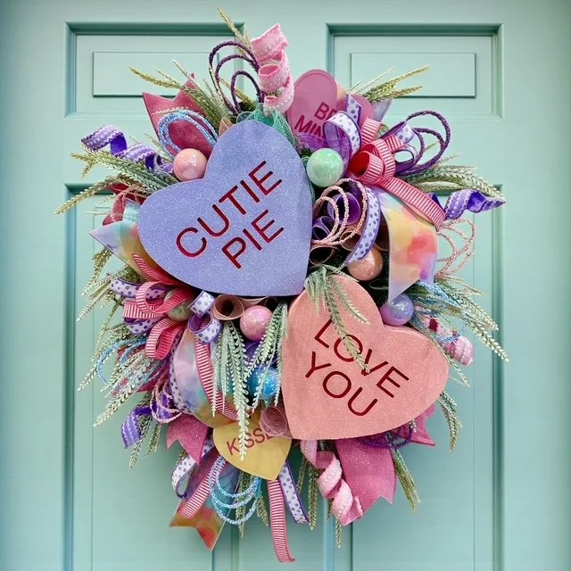 Sugared Sweetheart Wreath, 34"