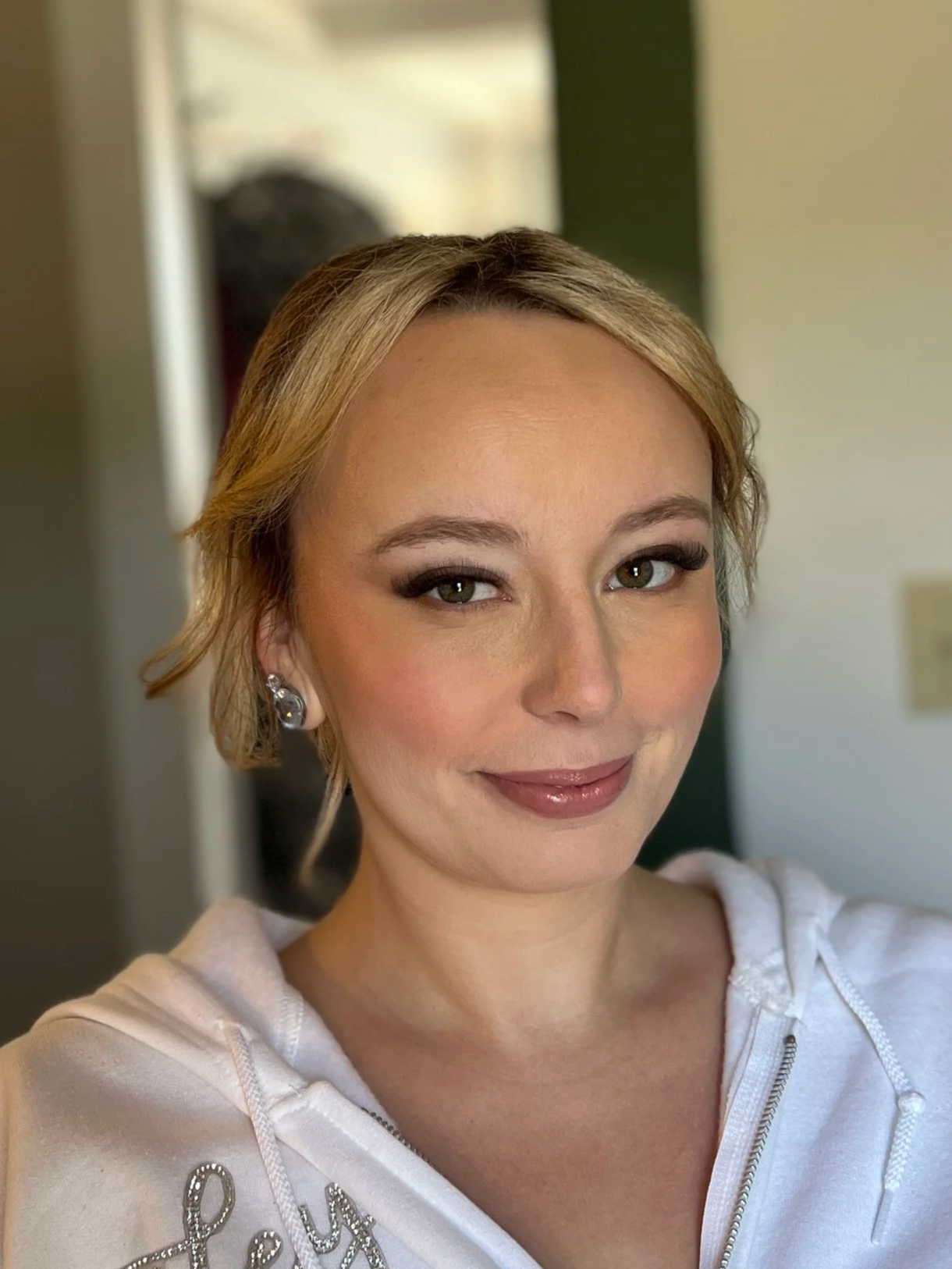 Makeup Artist: Devon