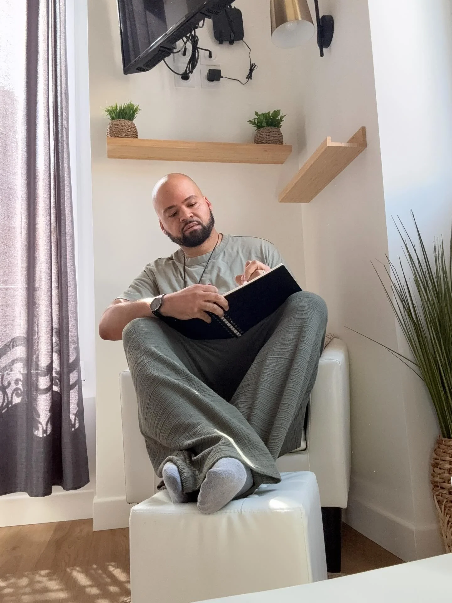 A rare gift: Time to be still. I traveled to the South of France to reflect, to heal, to simply be.

I wrote. I drew. I journaled. I rested.
I dreamed about the kind of world I want to help build.

In these uncertain times, I keep coming back to this