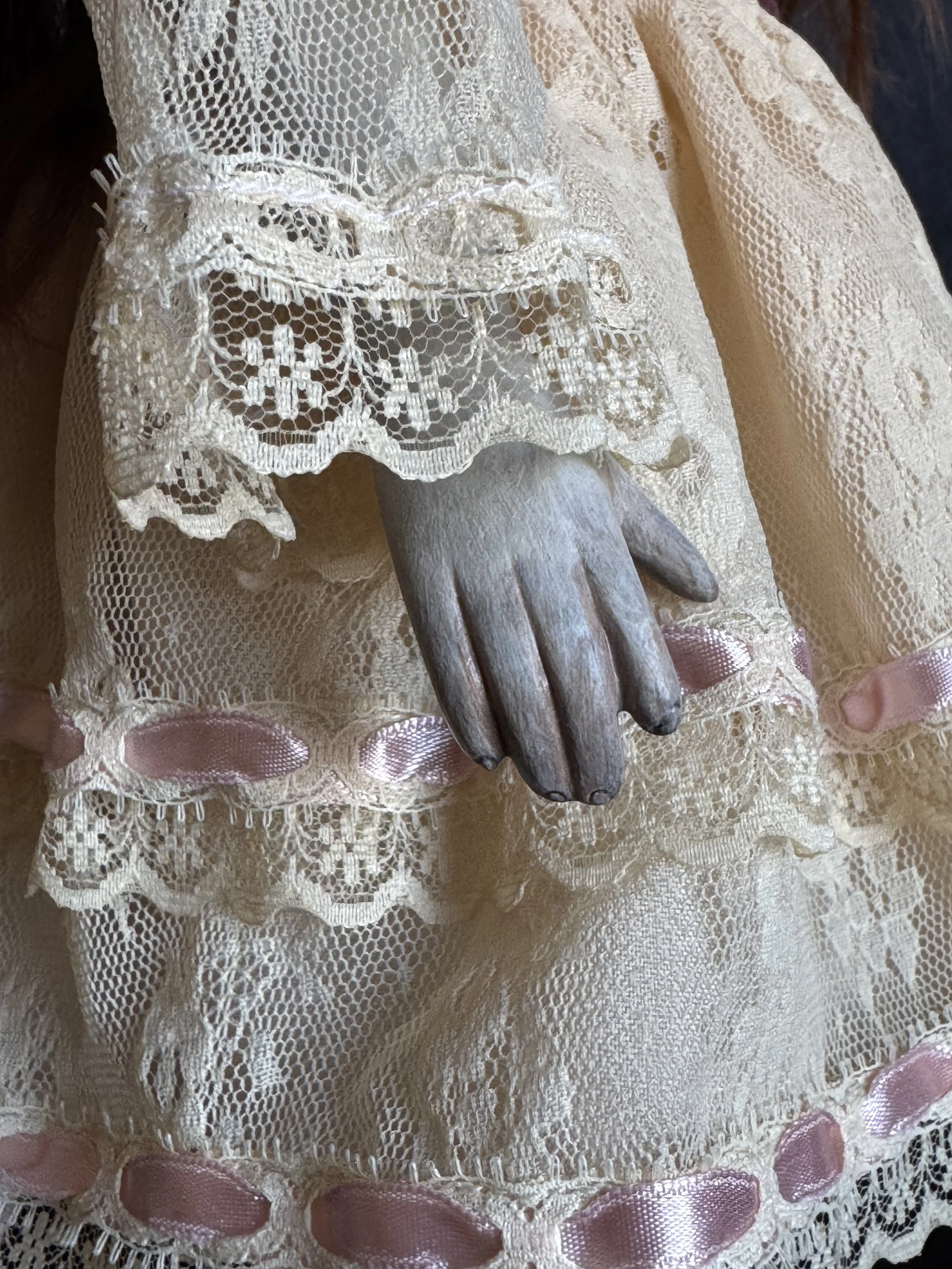 CHARLOTTE_CREEPY_HAUNTED_REDHEAD_DOLL 4.jpeg