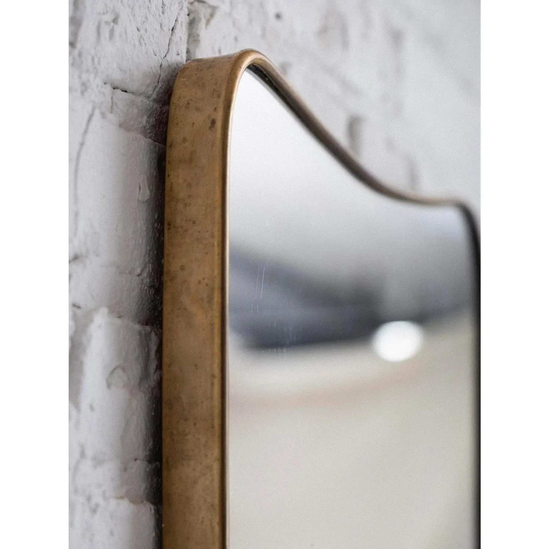 mid-century-italian-brass-wall-mirror-attributed-to-gio-ponti-5901.jpeg