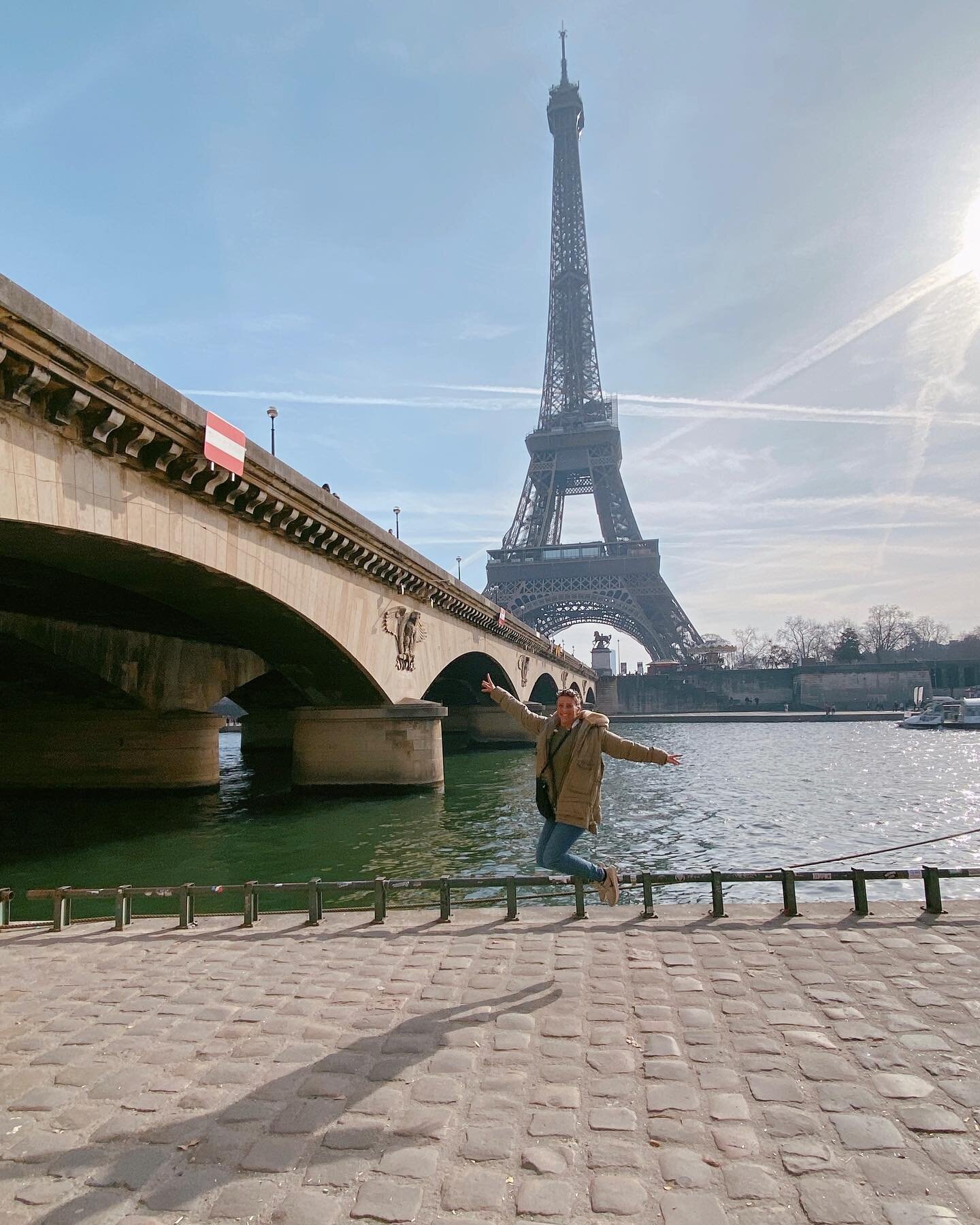 Ich bin einmal wieder in meiner Lieblingsstadt 🇫🇷. Ein Tapetenwechsel tut doch immer gut #paris #frankreich #yoga #breathwork #energiearbeit #heidelberg #neckargem&uuml;nd