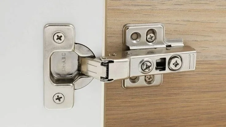 Guide on How to Fix Squeaky Hinges: Easy DIY Solutions — HomeRun Blog