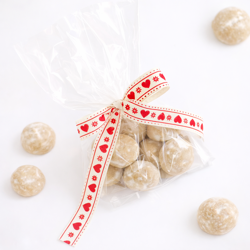 Red Heart Cotton Ribbon Valentines Day Cookies.png