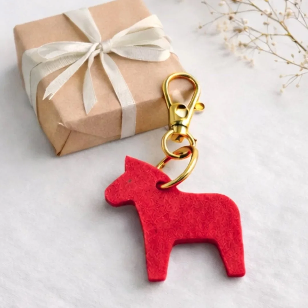 Dala+Horse+Red+Purse+Charm+Flatlay+Gift+Box.jpg