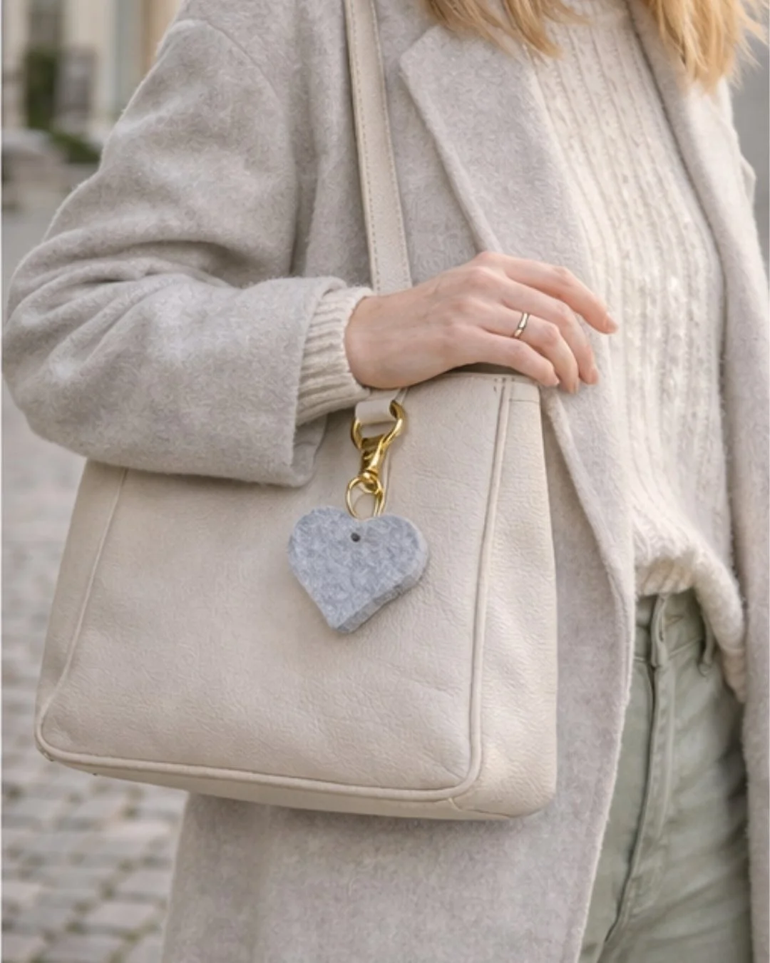 Felt Purse Charm Grey Lifestyle.jpg