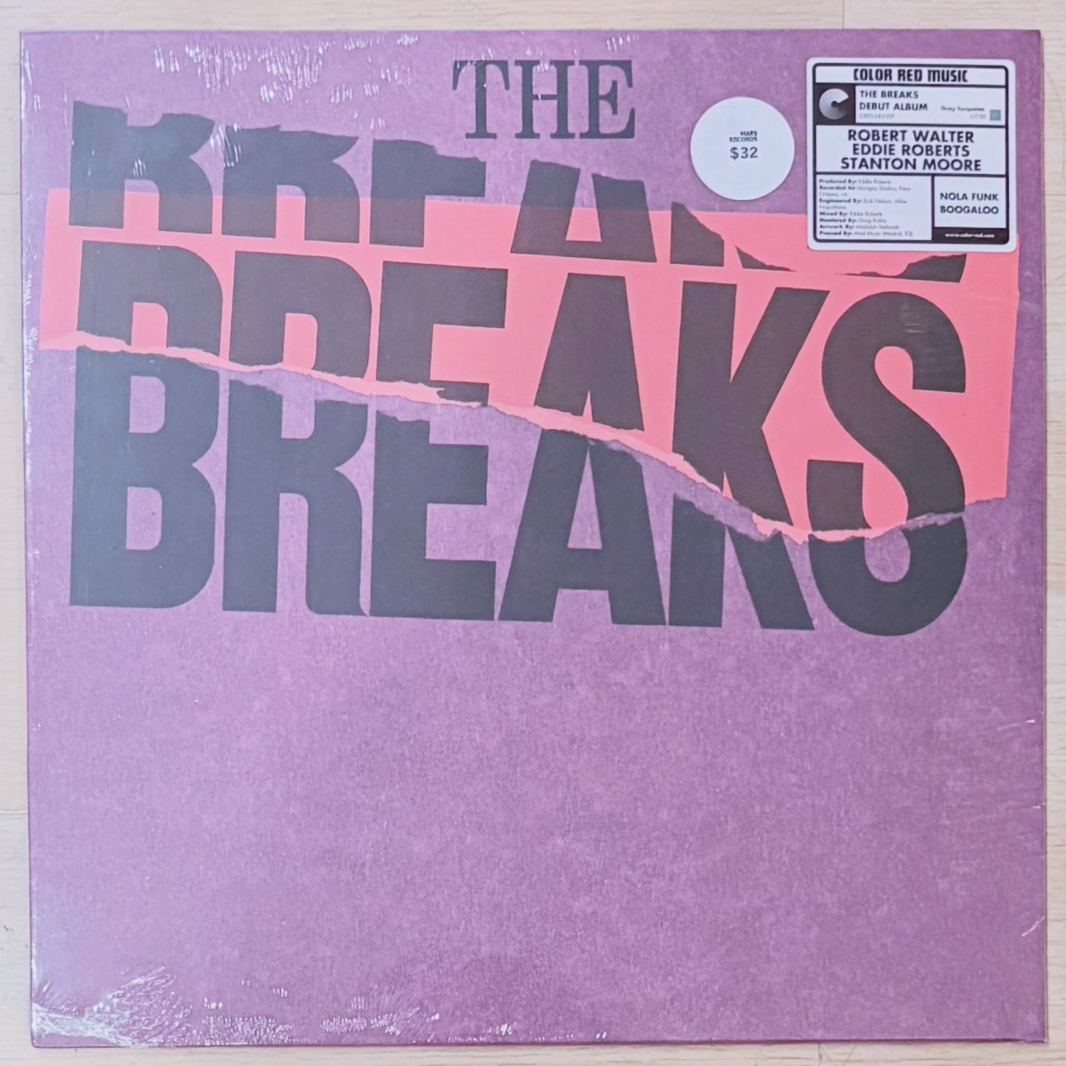 Stoked to stock a couple great recent @colorredmusic releases. 🔴 @wearethebreaks @robertwalter @theeddieroberts @stanton_moore