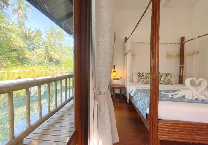 Overwater Double Room 2 or 3-7.jpg
