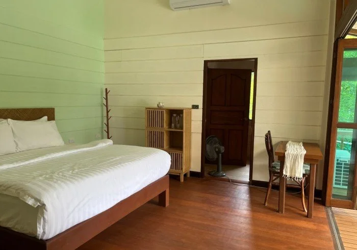 Seaview Double Bed-4.jpg