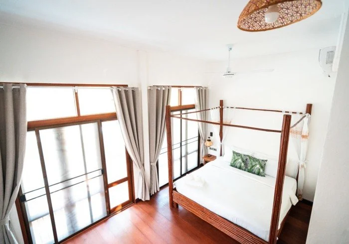 Overwater Double Room 2 or 3-1.jpg
