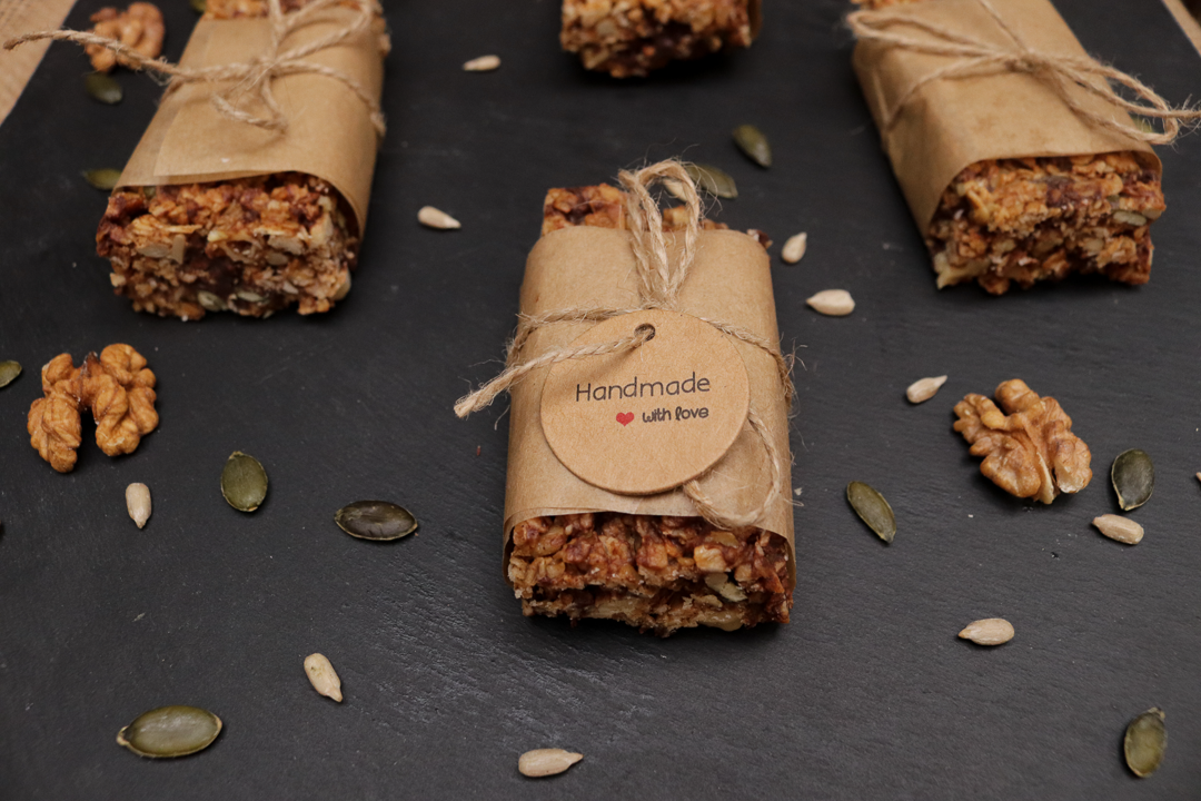 Healthy granola bars