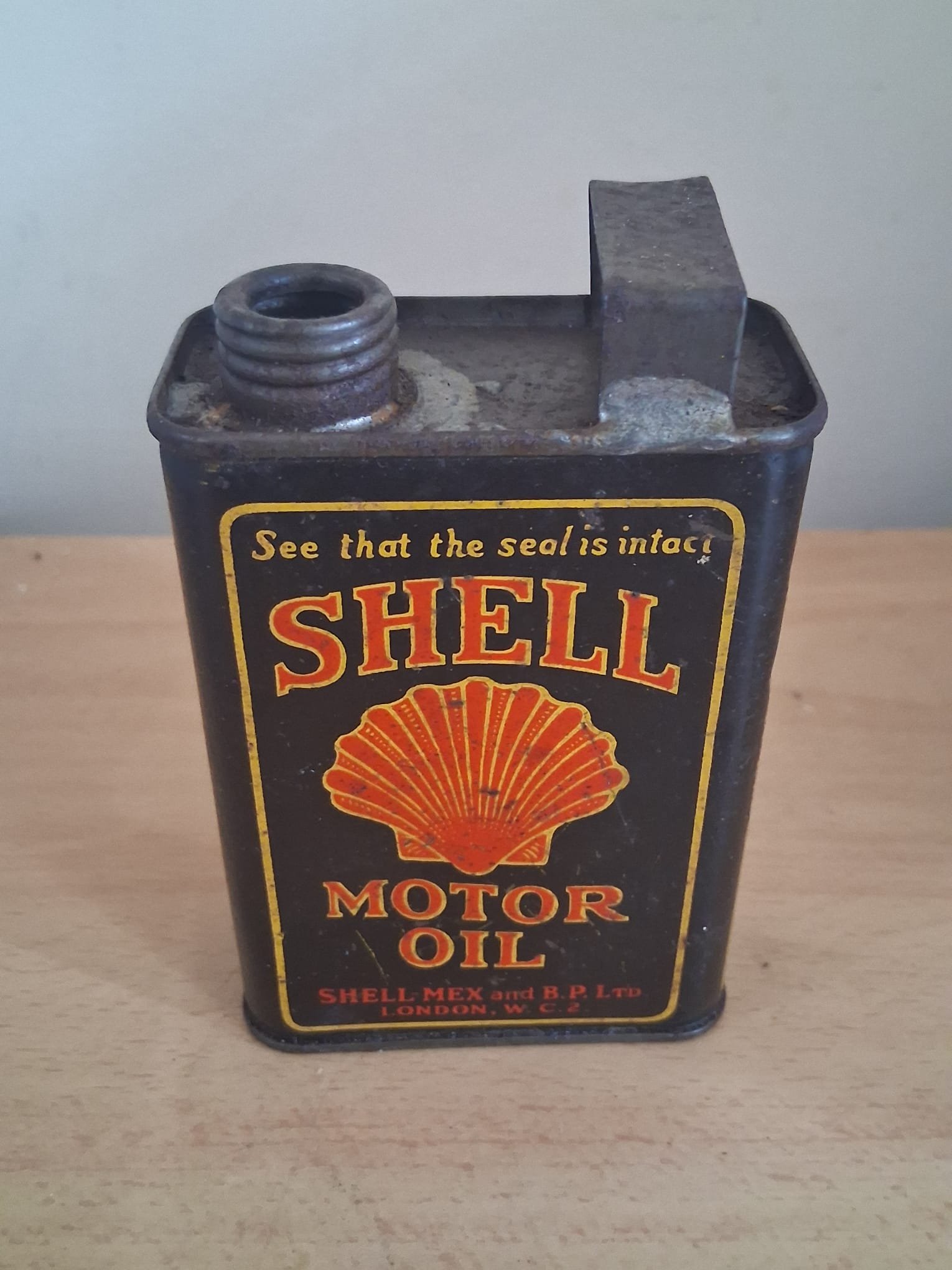 Very rare miniature Shell motor oil can