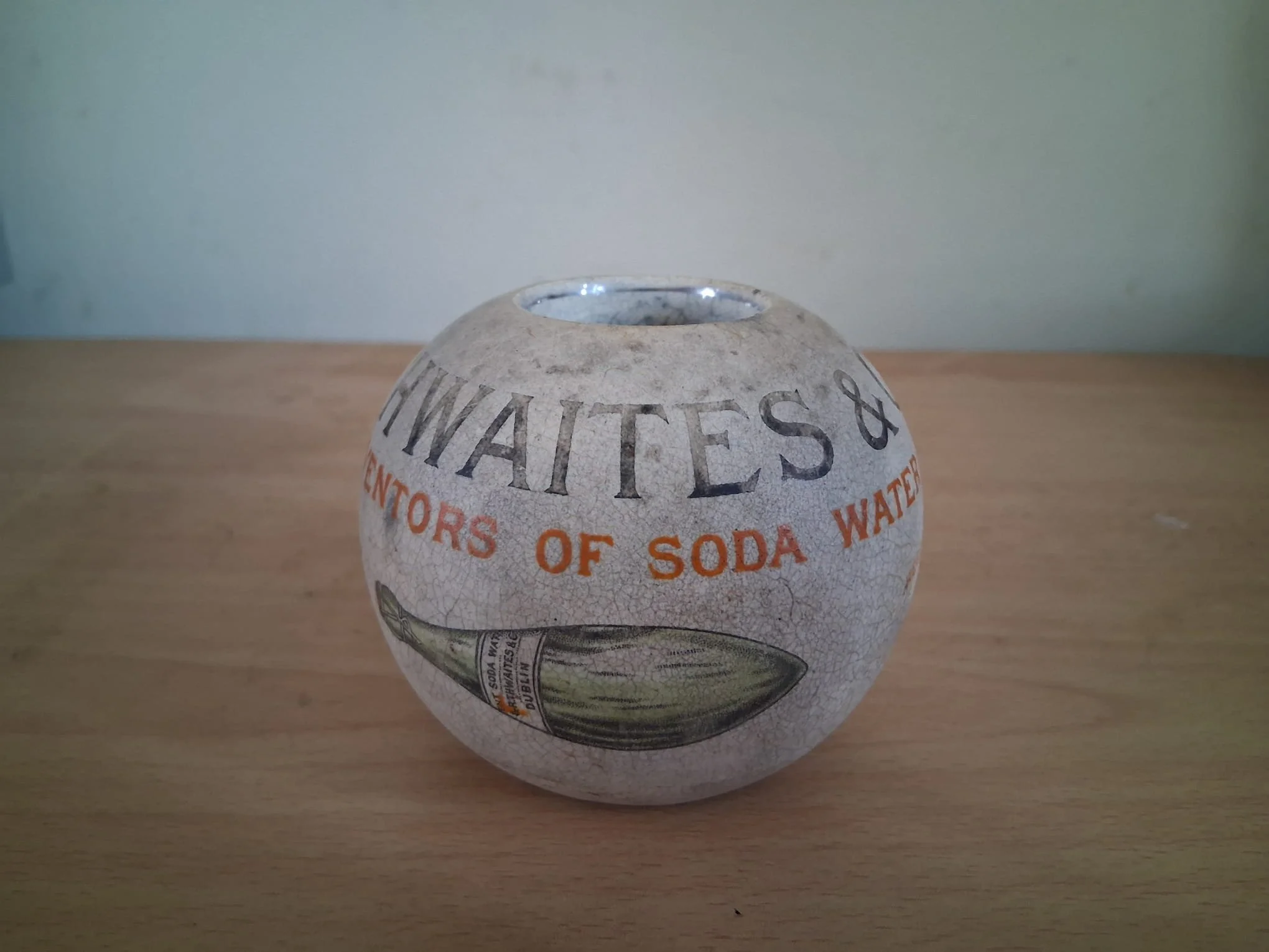 Antique Thwaites Dublin pictorial matchstriker