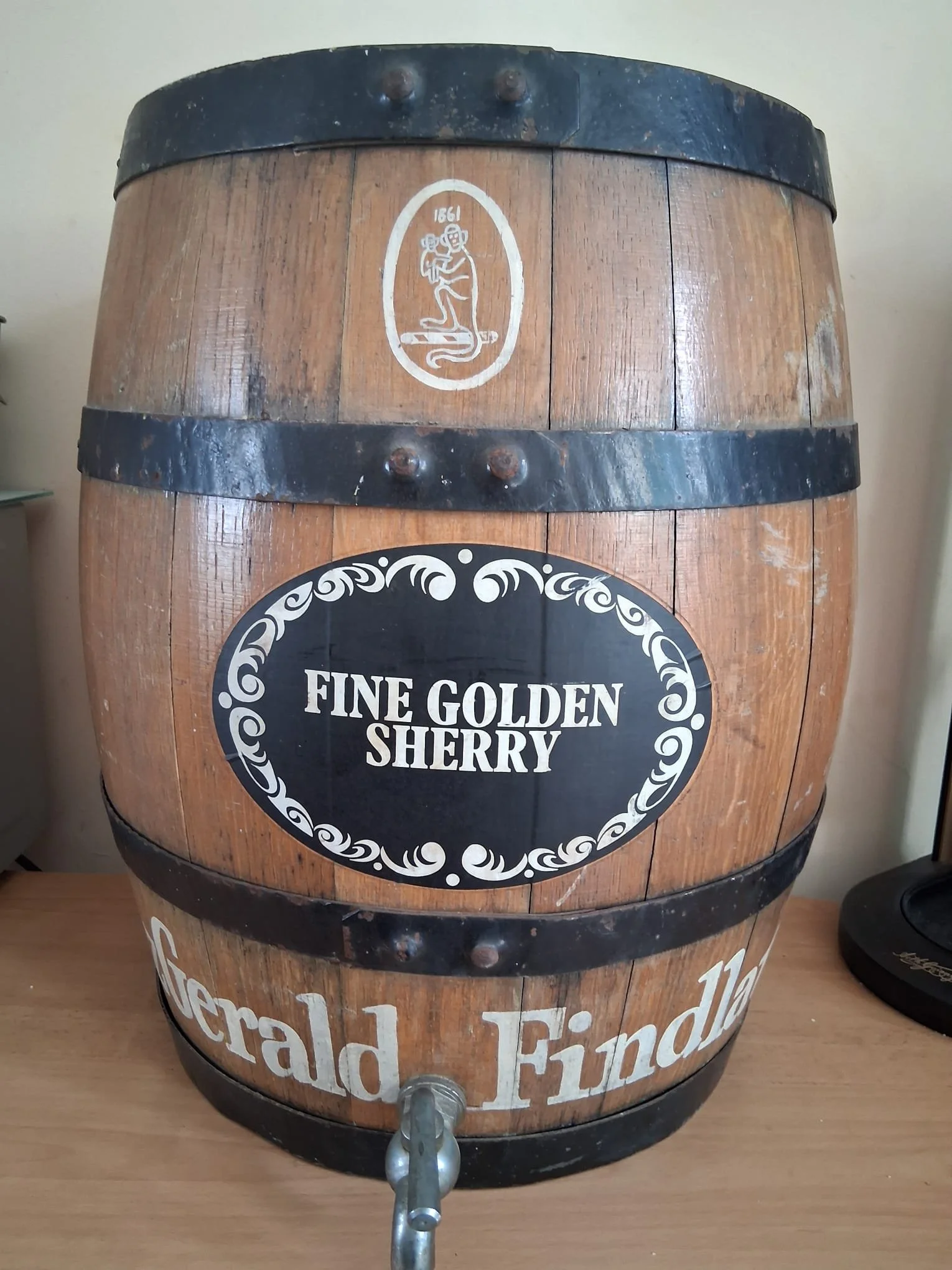 Large Fitzgerald Findlaters Fine Golden Sherry Barrel